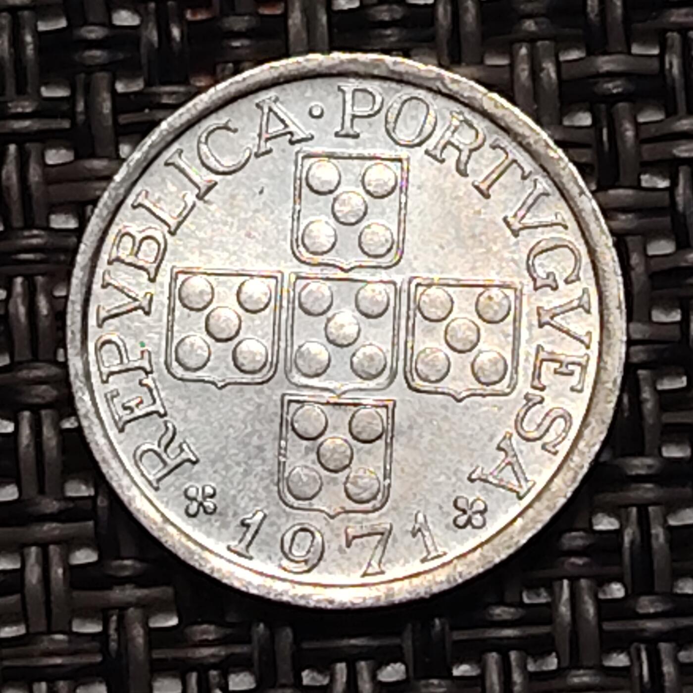 布加迪🐬～世界钱币(上海)🌾第 243 期 /  各国套币和散币 葡萄牙🇵🇹 1971年 10分