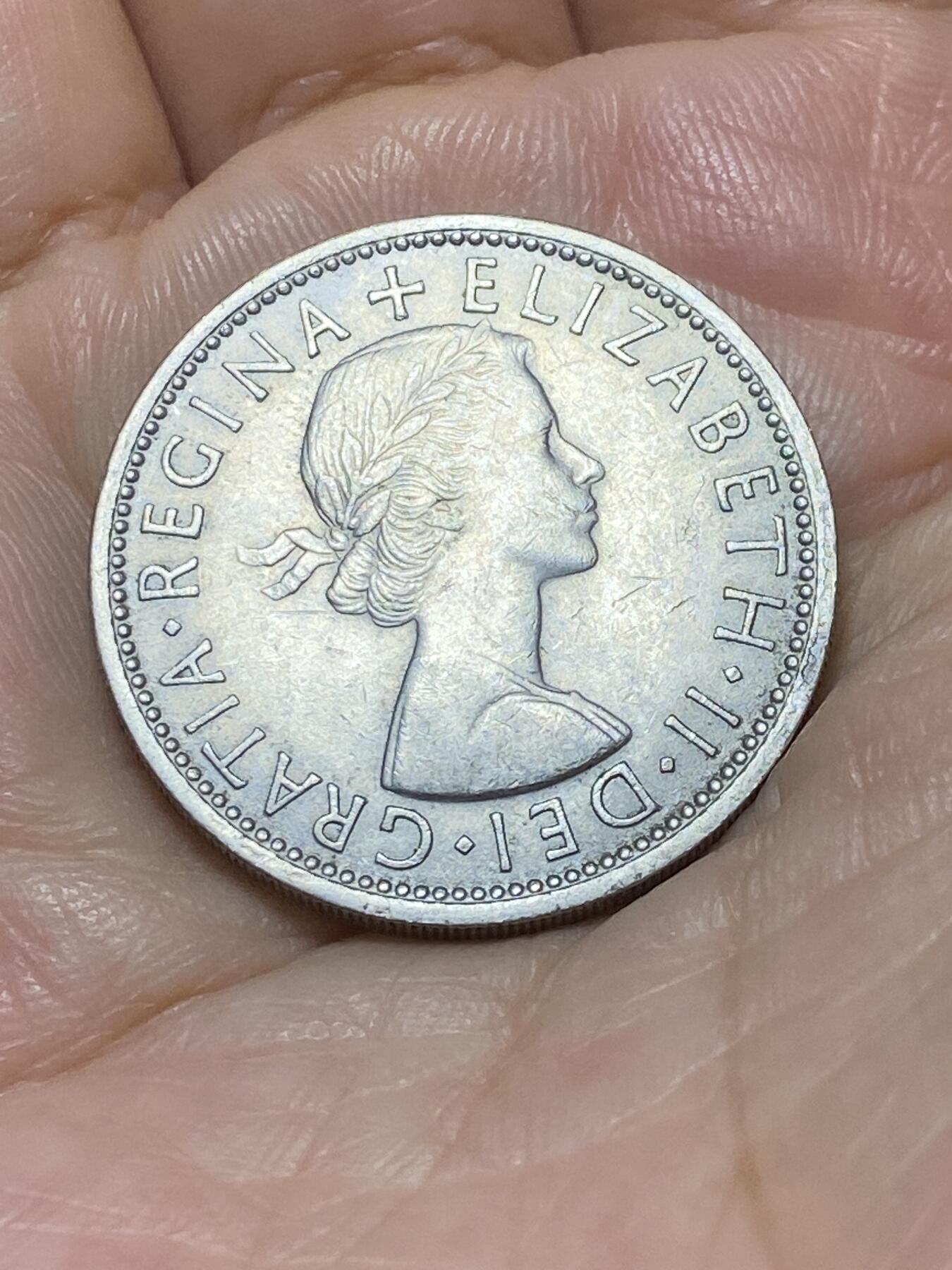 2025年第九十场(总第一百一十六场）外国好品散币(免佣金) 英国🇬🇧1966年2先令(伊丽莎白二世青年桂冠，第二版)