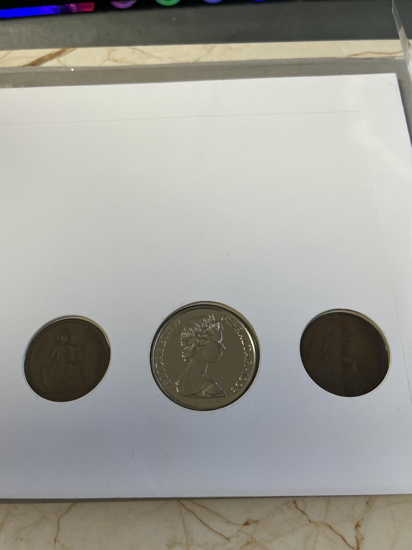 第175期拍卖【长期征集拍品】 直布罗陀1993年爱德华八世纪念币首日封3枚