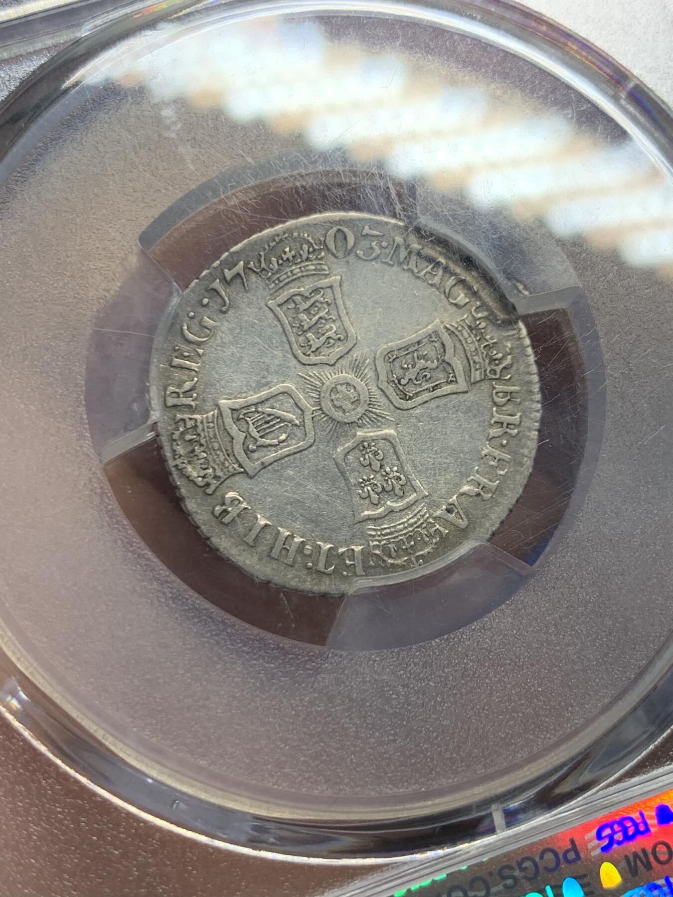 《竞宝斋》第418场 周日，周一，2场连拍 （全场包邮） PCGS XF45 英国1703安妮女王vigo六便士。英系钱币大名誉品，外拍裸币都几百英镑，F.Martin旧藏，PCGS专属封装盒。