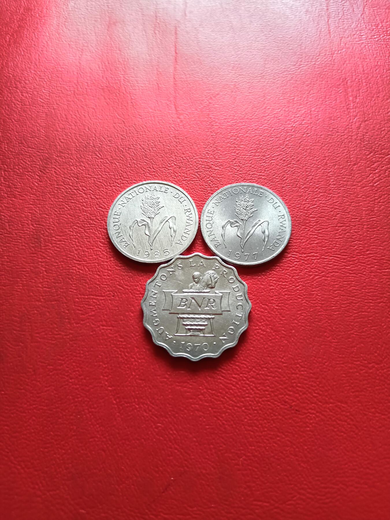 【云涧收藏】第六十二场 卢旺达3枚