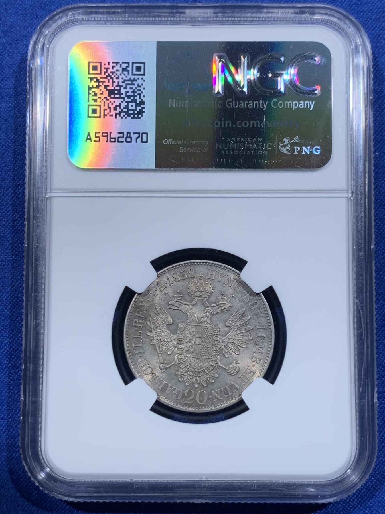 《竞宝斋》第418场 周日，周一，2场连拍 （全场包邮） NGC MS65 奥地利 1852年 20克鲁泽银币 左相单年版 近乎完美的状态 给分感觉还是不够大胆 今年5月欧拍 XF-AU的裸币4000多成交 C版的裸币昆克去年1万多成交 这个状态一枚便是所有