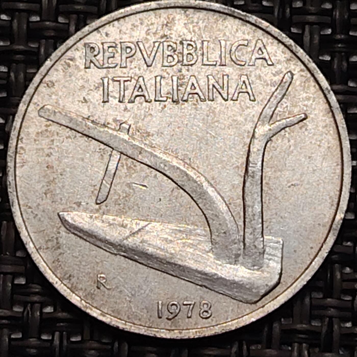 布加迪🐬～世界钱币(上海)🌾第 243 期 /  各国套币和散币 意大利🇮🇹 1978年 10里拉铝币