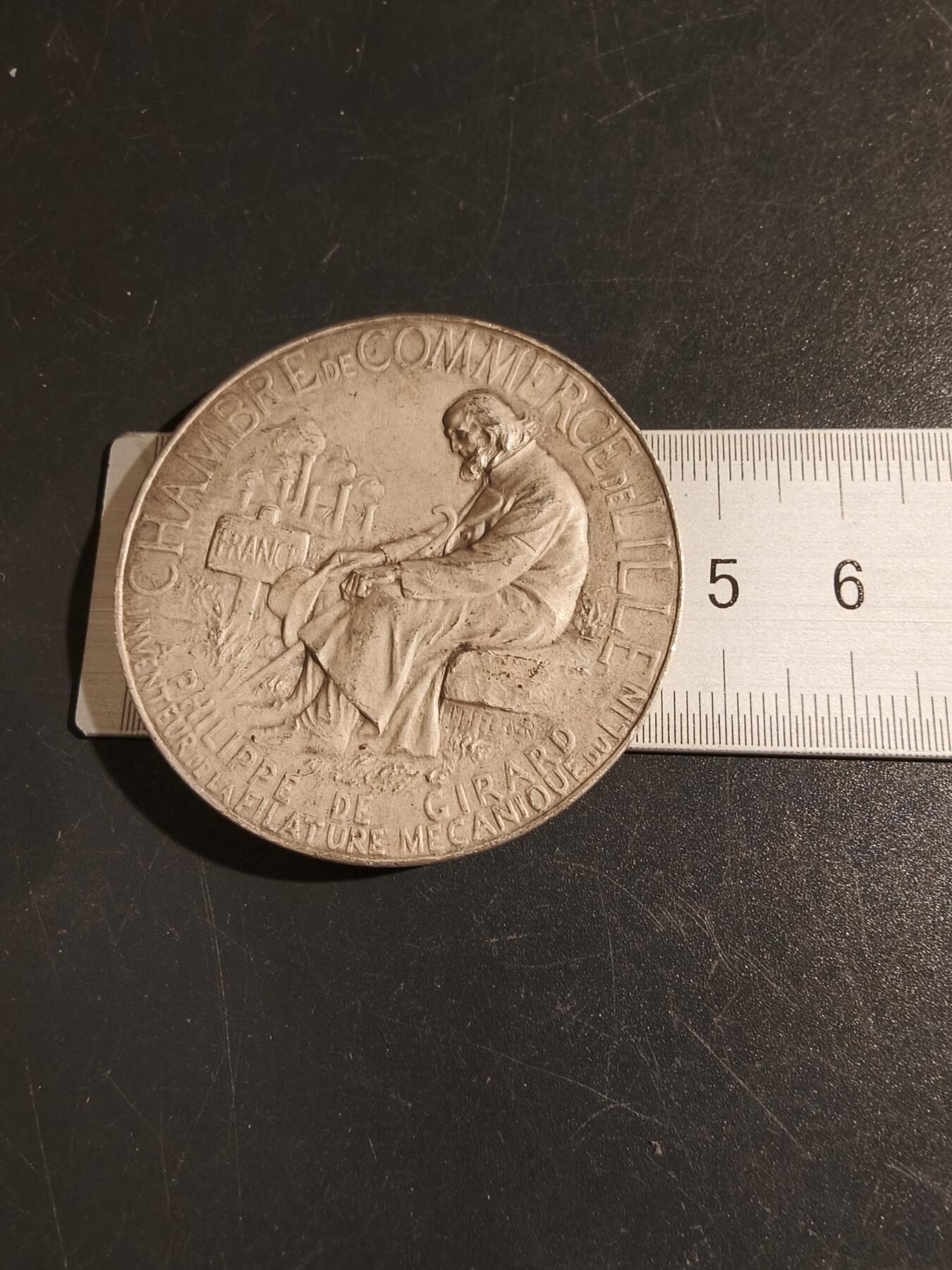 老王徽章第149期 法国农业协会大银章    原盒   950银    直径47mm   重量50.6g