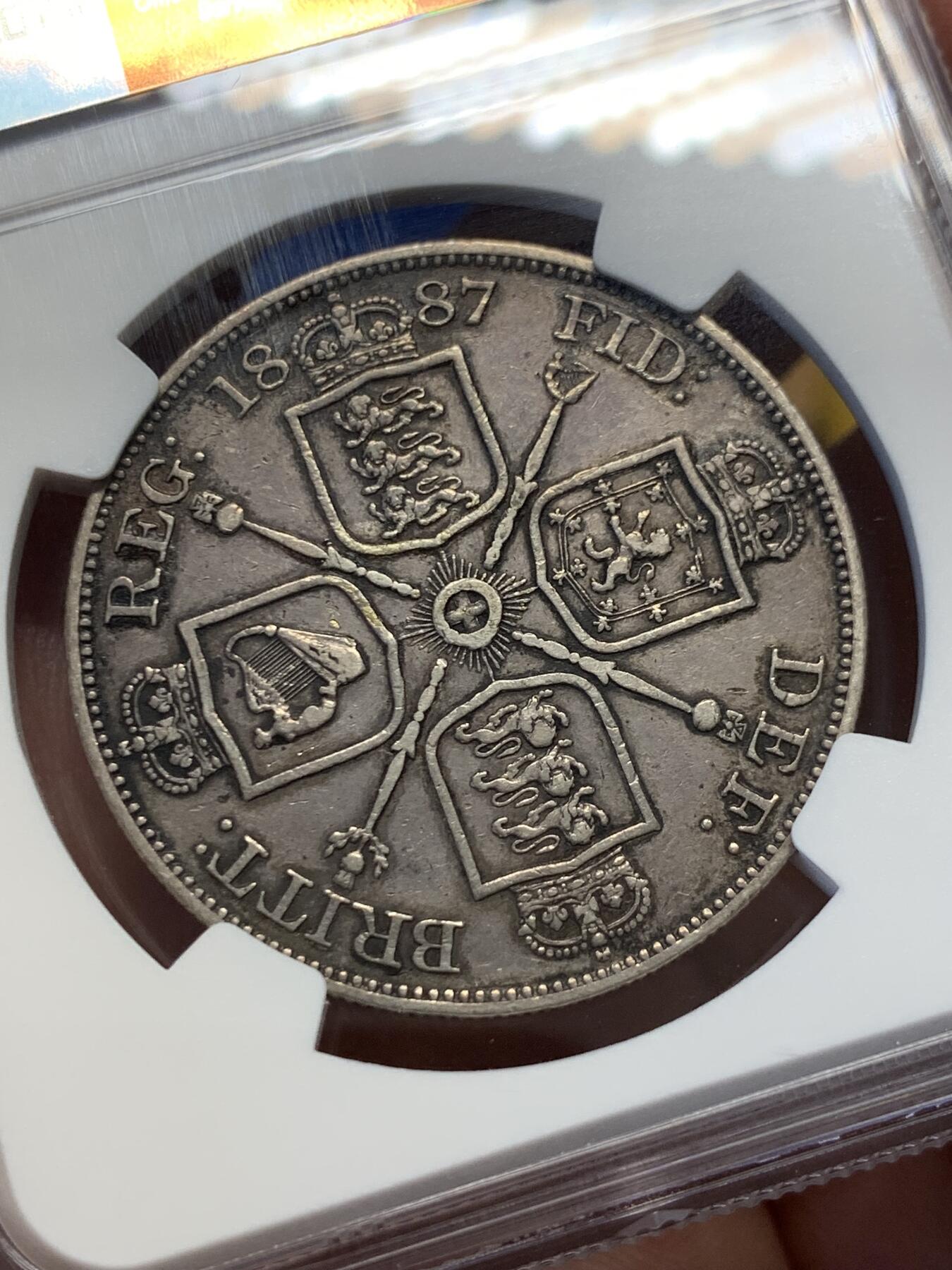 《竞宝斋》第418场 周日，周一，2场连拍 （全场包邮） NGC XFD 英国1887年维多利亚高冠双弗洛林4S银币