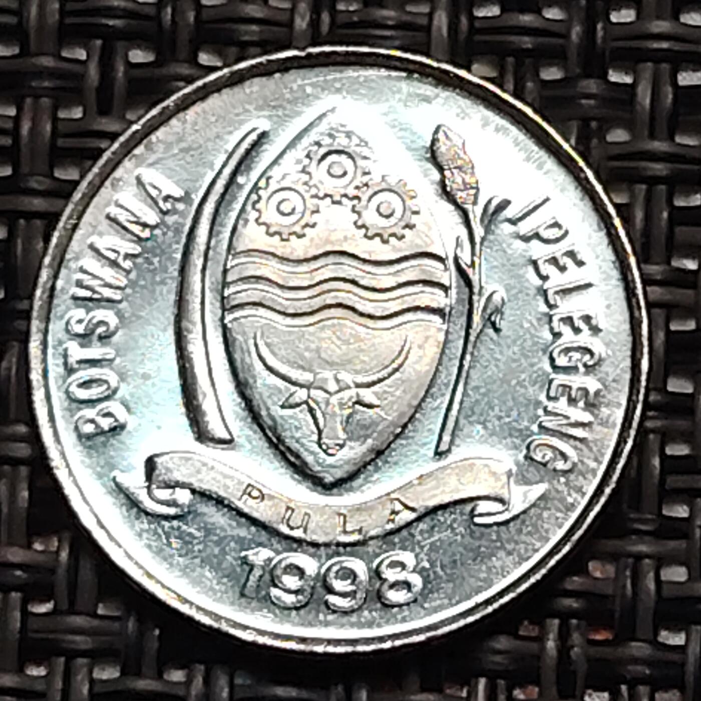 布加迪🐬～世界钱币(上海)🌾第 243 期 /  各国套币和散币 博茨瓦纳🇧🇼 1998年 10分