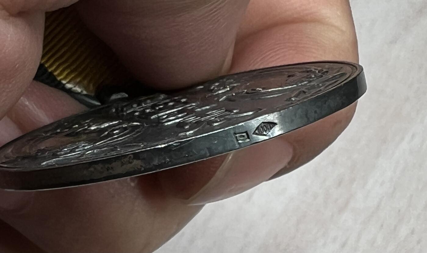 大猫徽章拍卖 第278期 勿忘国耻 康德大典纪念章 原盒 