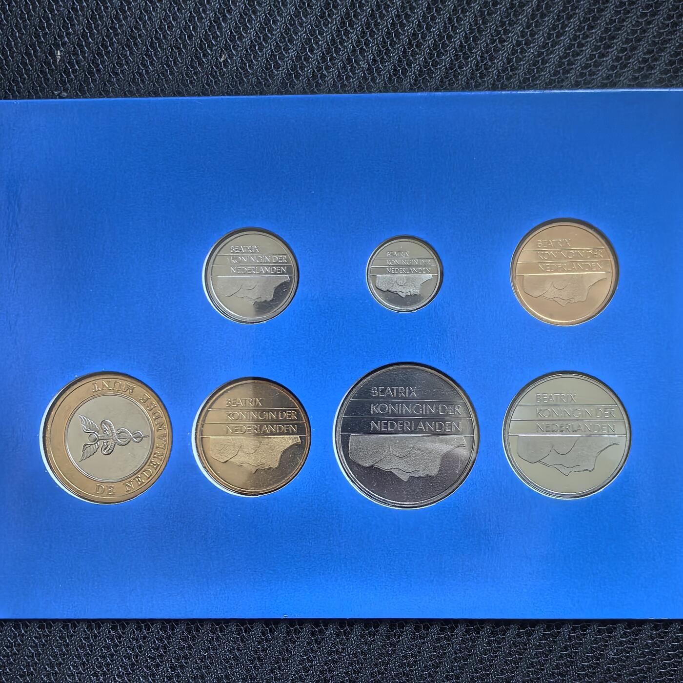 道一币馆币章第一百四十六场 原包装 荷兰1996年套币六枚+纪念章