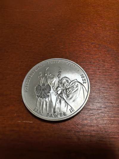 长老汇蛇年精选第四十六场拍卖 2002波兰教皇约翰·保罗二世10兹罗提精制银币，14.14克925银