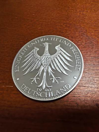 长老汇蛇年精选第四十六场拍卖 1990德国两德统一精制银章，20克999银，40MM