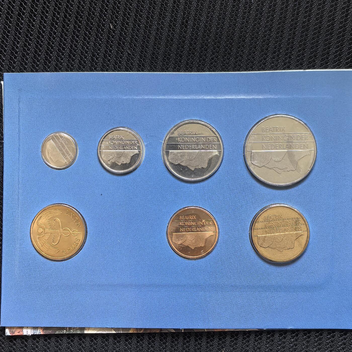 道一币馆币章第一百四十六场 原包装 荷兰1992年套币六枚+纪念章
