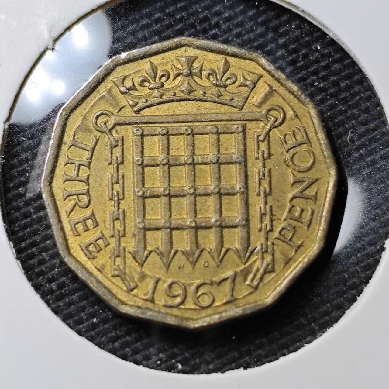 KK钱币收藏小铺 第337场 2月预留时间 周末发货 1967英国3便士 