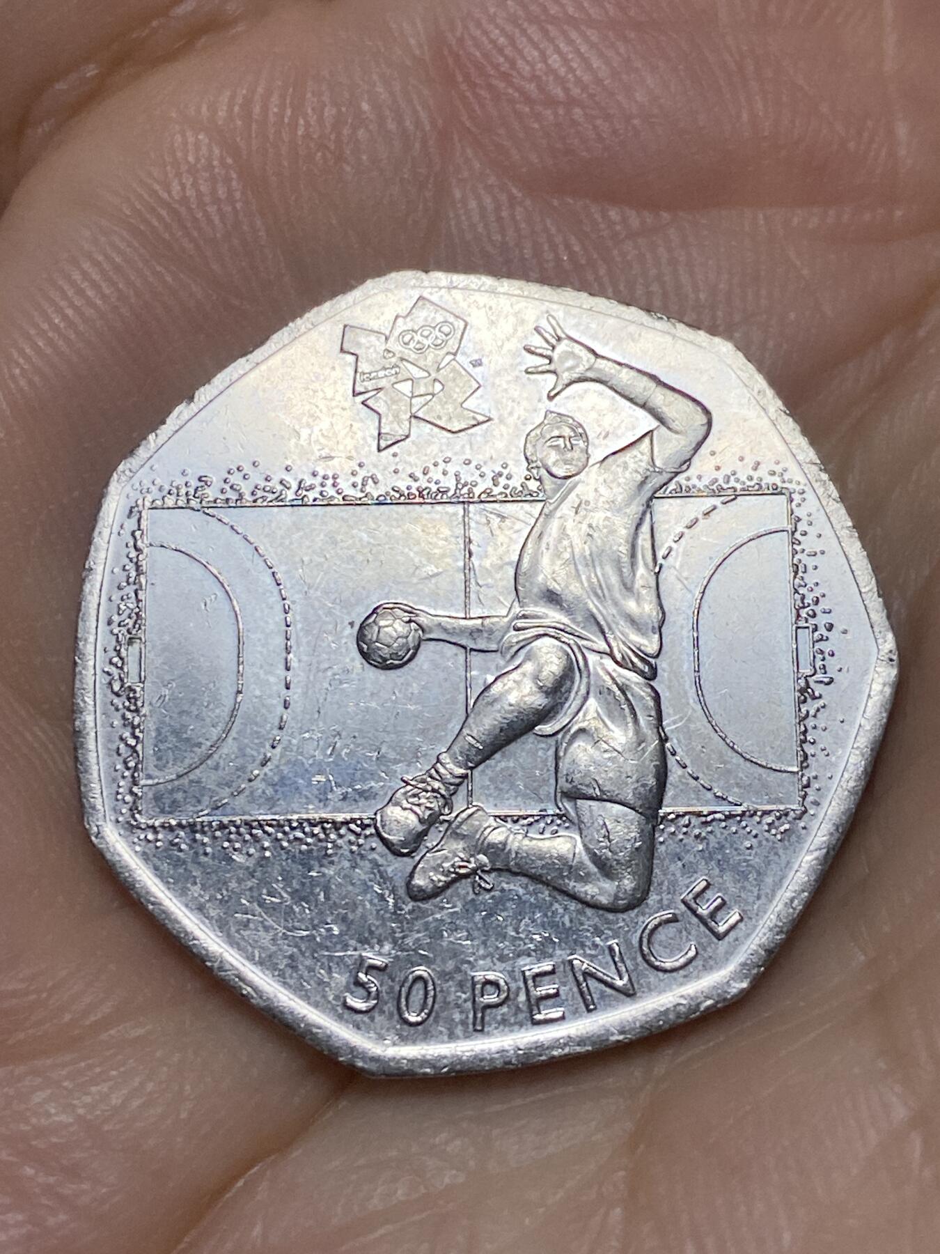 2025年第九十一场(总第一百一十七场）外国好品散币(免佣金) 英国🇬🇧2011单年份50便士(2012伦敦奥运会15/29手球纪念币)