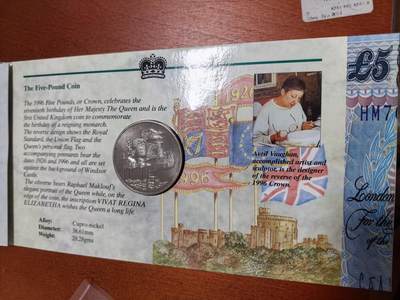 长老汇马年精选第七场拍卖 - 1996英国纪念女王诞辰70周年5英镑纸钞+硬币套装，造币厂特别编号HM70 001311，限量发行，极为罕见
