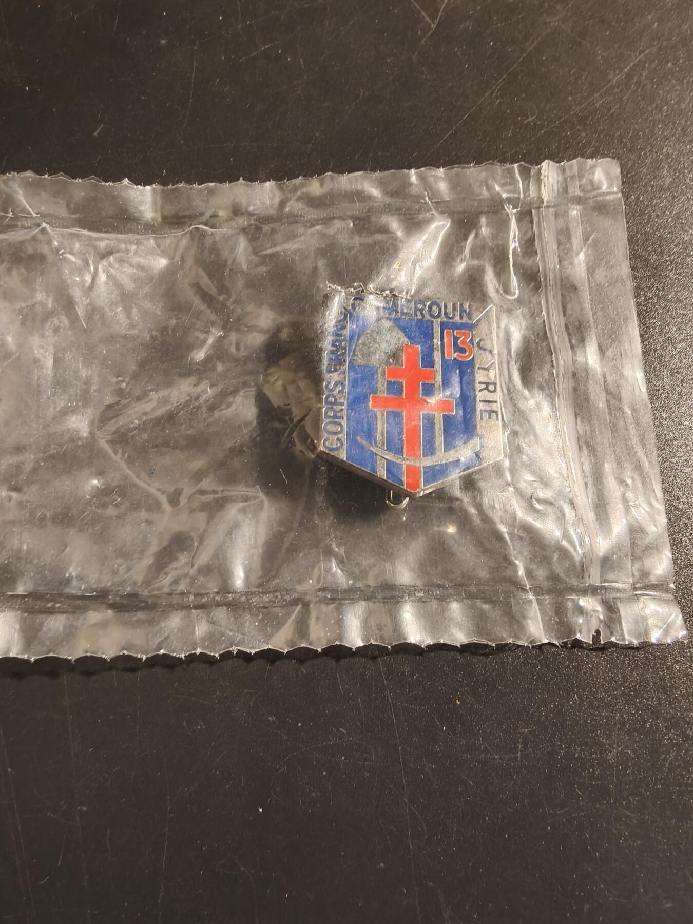 老王徽章第149期 喀麦隆第13工兵团证章   原袋