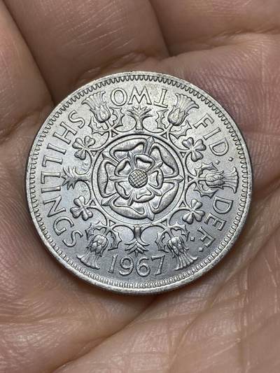 2025年第九十一场(总第一百一十七场）外国好品散币(免佣金) - 好品–英国🇬🇧1967年2先令(伊丽莎白二世青年桂冠，第二版，普制币关门年)