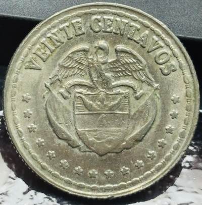 文馨钱币收藏第 272 场， 长期接收代拍品 - 少见好品 1963 年哥伦比亚 50 分