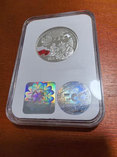 长老汇蛇年精选第四十六场拍卖 2010波兰童子军百年10兹罗提局部彩色精制银币，ECC（波兰本土评级公司） PR70