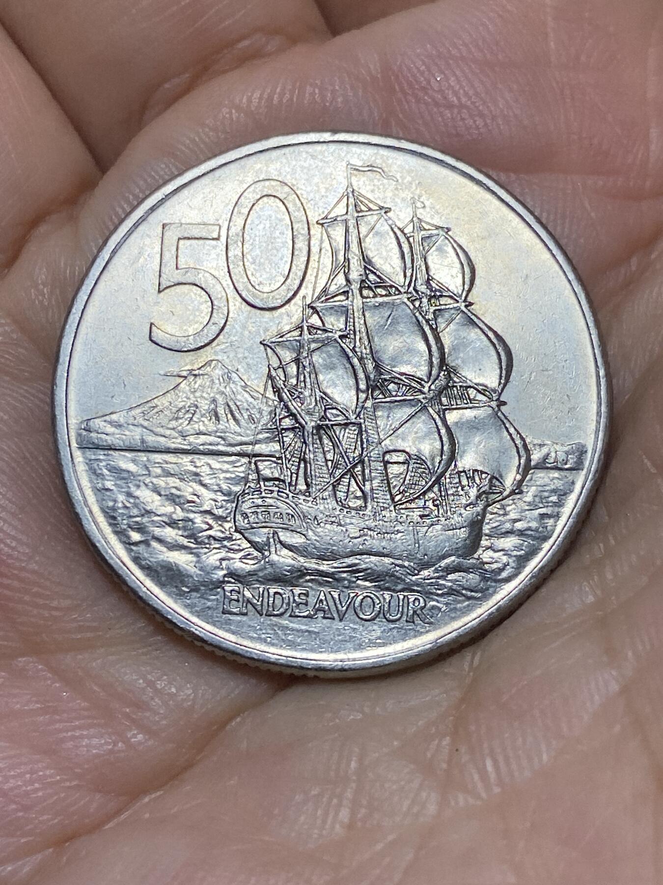 2025年第九十一场(总第一百一十七场）外国好品散币(免佣金) 好品–新西兰🇳🇿1988年50分(伊丽莎白二世中年高冠)