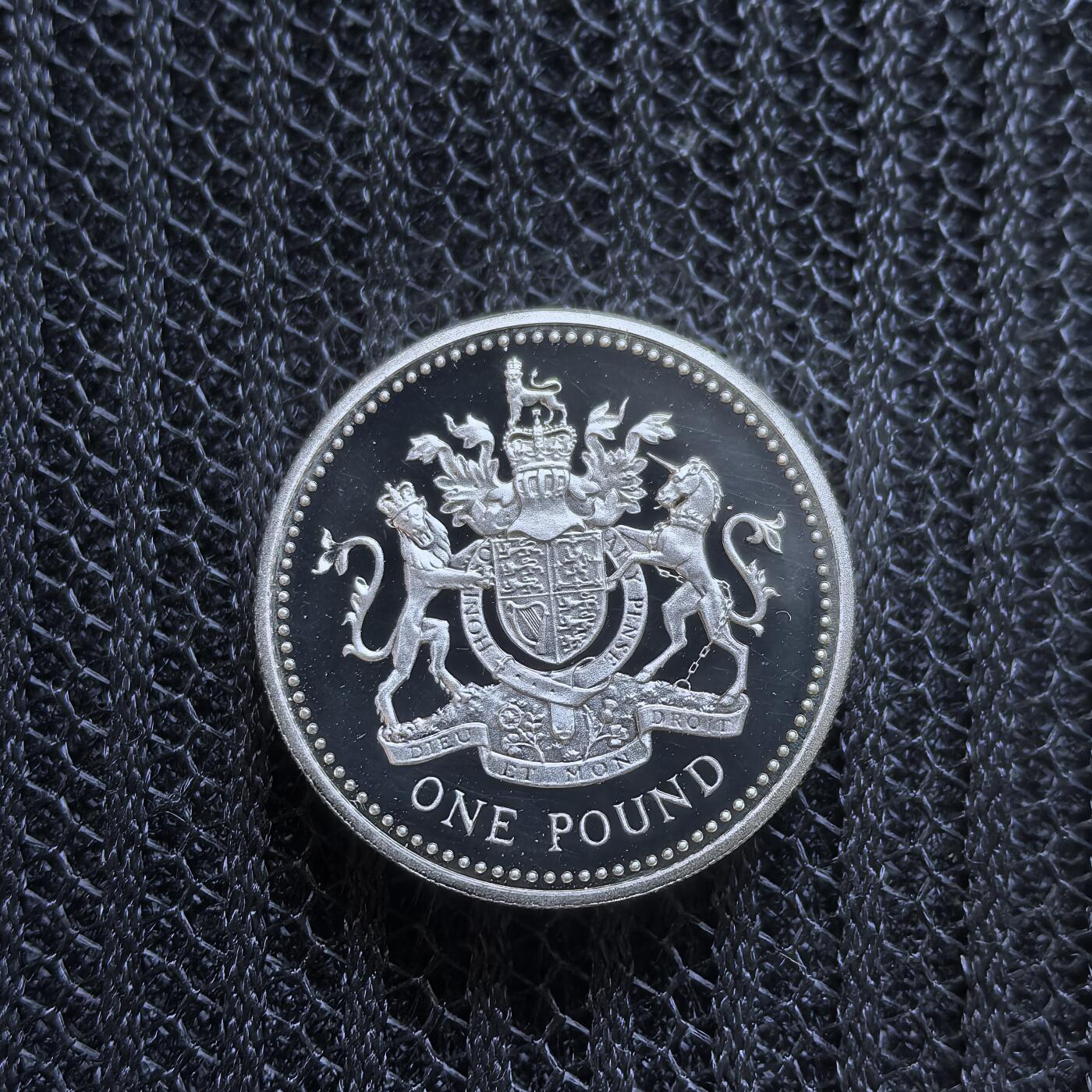 道一币馆币章第一百四十六场 原盒证 英国1993年英国皇家徽章1镑精制纪念银币 加厚版