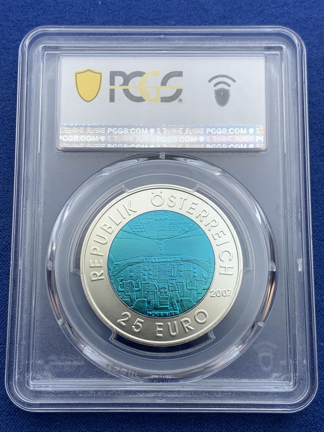 《竞宝斋》第419场 周日，周一，2场连拍 （全场包邮） PCGS MS69 2007年奥地利航海双金属币 中心铌 环900银 16.5克 34毫米