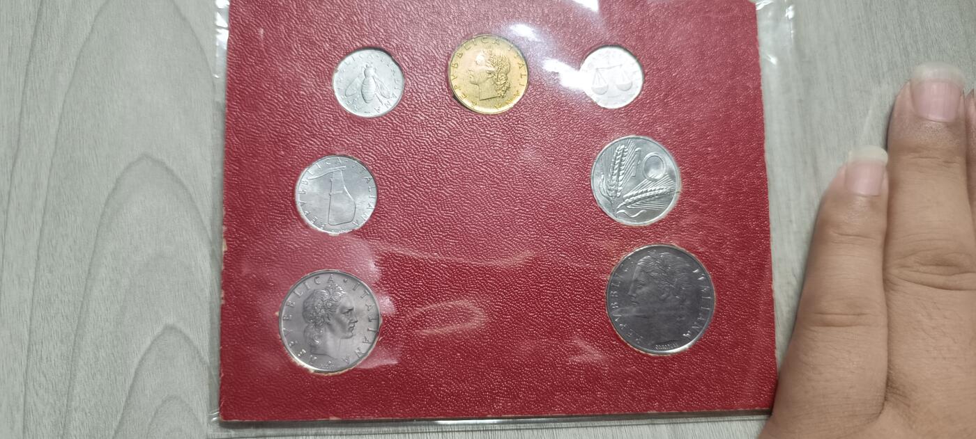 如意阁邮票明信片钱币等混合场第十九场（包涵客户送拍藏品） 意大利套币
