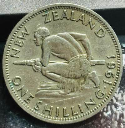 文馨钱币收藏第 272 场， 长期接收代拍品 - 1961 年英属新西兰伊丽莎白二世 第二版 1 先令