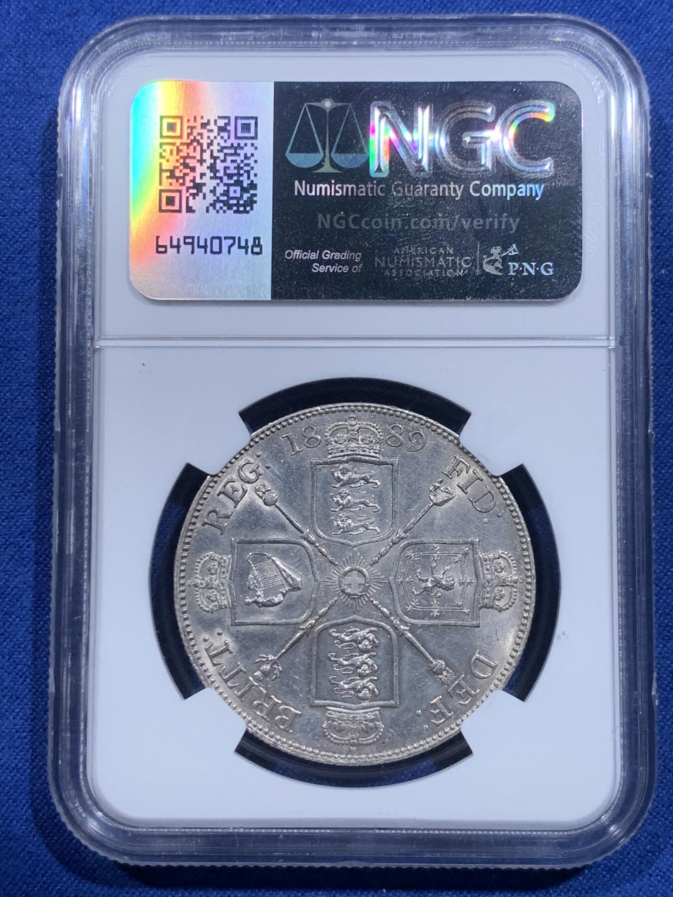 《竞宝斋》第419场 周日，周一，2场连拍 （全场包邮） NGC UNC 英国1889年维多利亚高冠双弗洛林 比1887少见很多 底板干净车轮转光 高点细节状态极佳 没分太可惜了