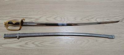 0元起拍勋章 第295期 咸鱼国勋章拍卖专场 9月17日（周三）下午6：00开始 明19末期尉官指挥刃 合法未开刃 品相如图