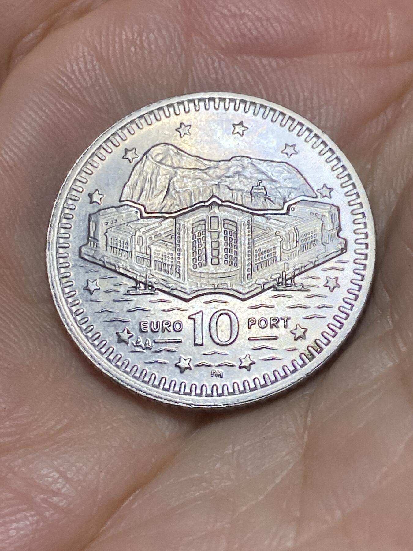2025年第九十一场(总第一百一十七场）外国好品散币(免佣金) 直布罗陀🇬🇮1999年10便士(伊丽莎白二世老年，PM AA)