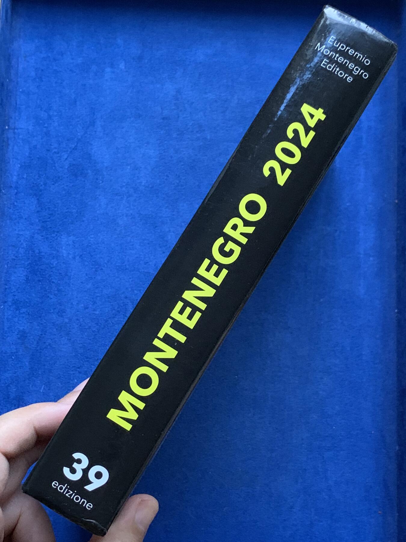 《竞宝斋》第419场 周日，周一，2场连拍 （全场包邮） 全新 Montenegro2024意大利钱币目录 最新2024版，全新的价格指南，将近700页的厚度 精装胶板印刷，玩意系必备目录，重达1.22公斤。