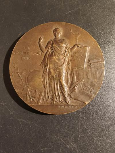 老王徽章第149期 - 法国1893年公共教育协会大铜章    大师作品    直径50mm   重量65g