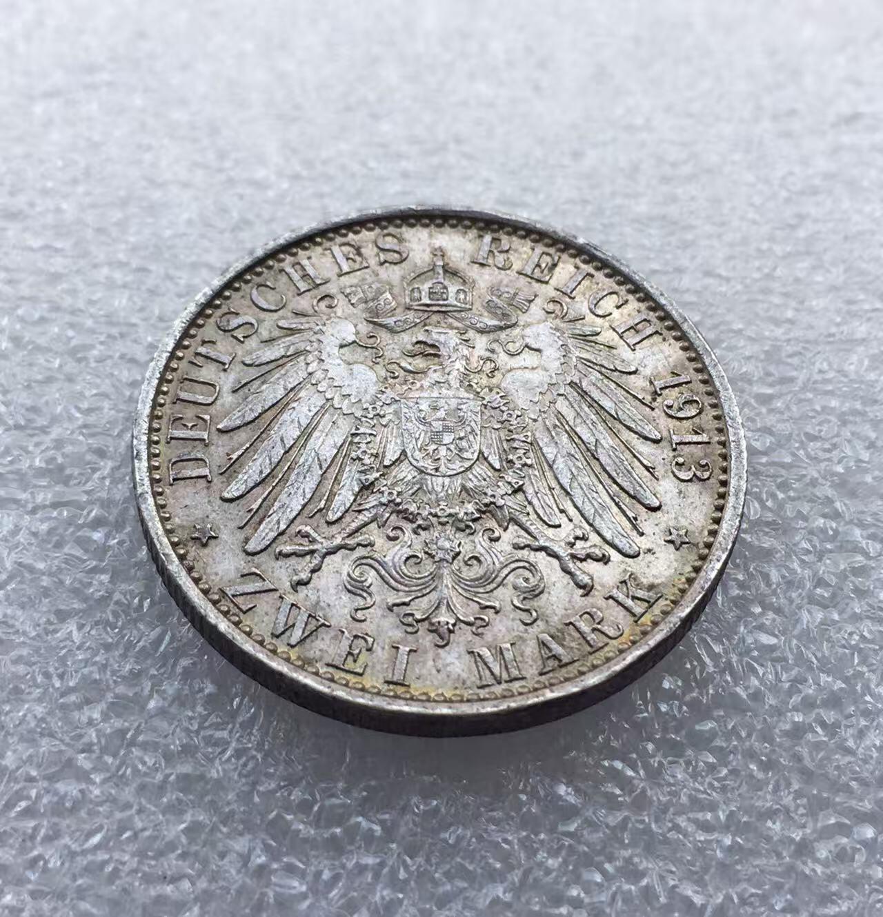 世界钱币专场拍卖 1913年德国普鲁士威廉二世戎装花枝2马克银币