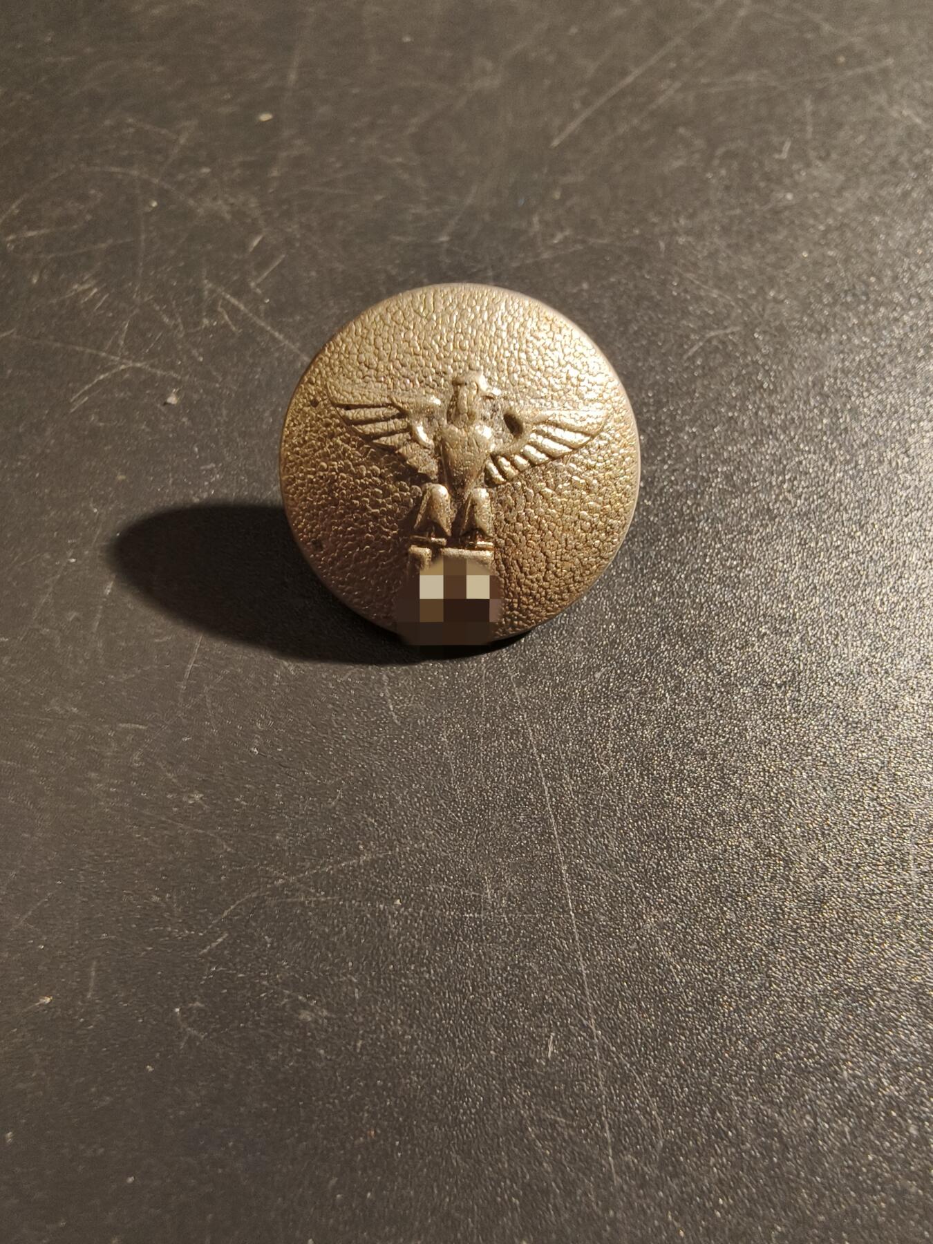 老王徽章第149期 德三NSDAP政治领导人衣扣   直径18mm
