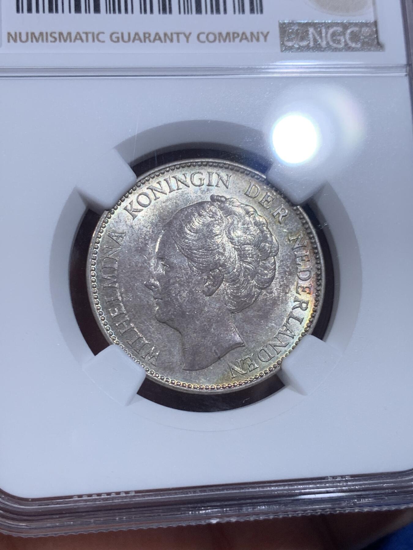 《竞宝斋》第419场 周日，周一，2场连拍 （全场包邮） NGC MS62 荷兰1939年威廉明娜1盾银标 转光好品 也是外国老包浆老味道的 收藏好品