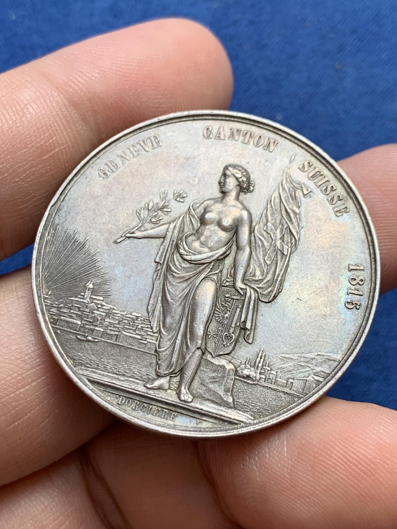 《竞宝斋》第419场 周日，周一，2场连拍 （全场包邮） 瑞士日内瓦射击节女神银章 稀少品种 24克 38mm
