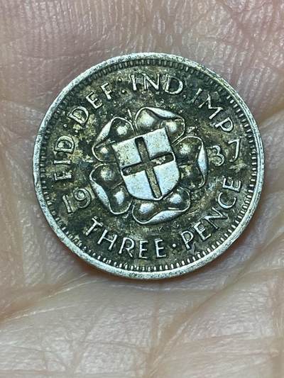 2025年第九十二场(总第一百一十八场）外国好品散币(免佣金) - 英国🇬🇧1937年3便士银币(乔治六世加冕年，第一版首发年)