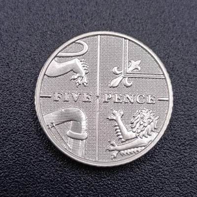 【淘币小摊】实时拍第七百四十五拍  散币场  满百包邮可预留二周 每周一统一发货   - 英国2011年5便士精制币盾徽版