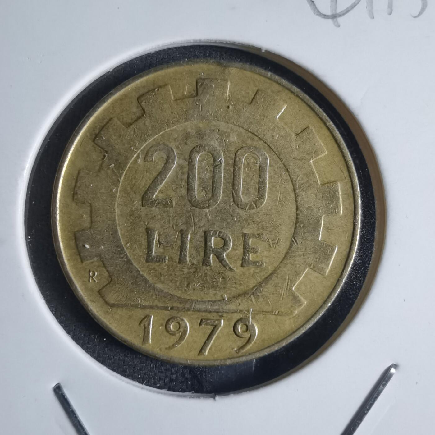 沼泽如烟--第841场 意大利1979年200里拉
