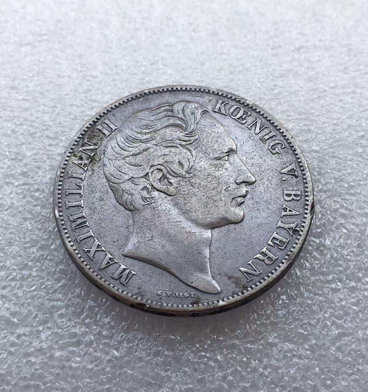 世界钱币专场拍卖 1855年德国巴伐利亚马克西米利安二世圣母抱婴2盾银币