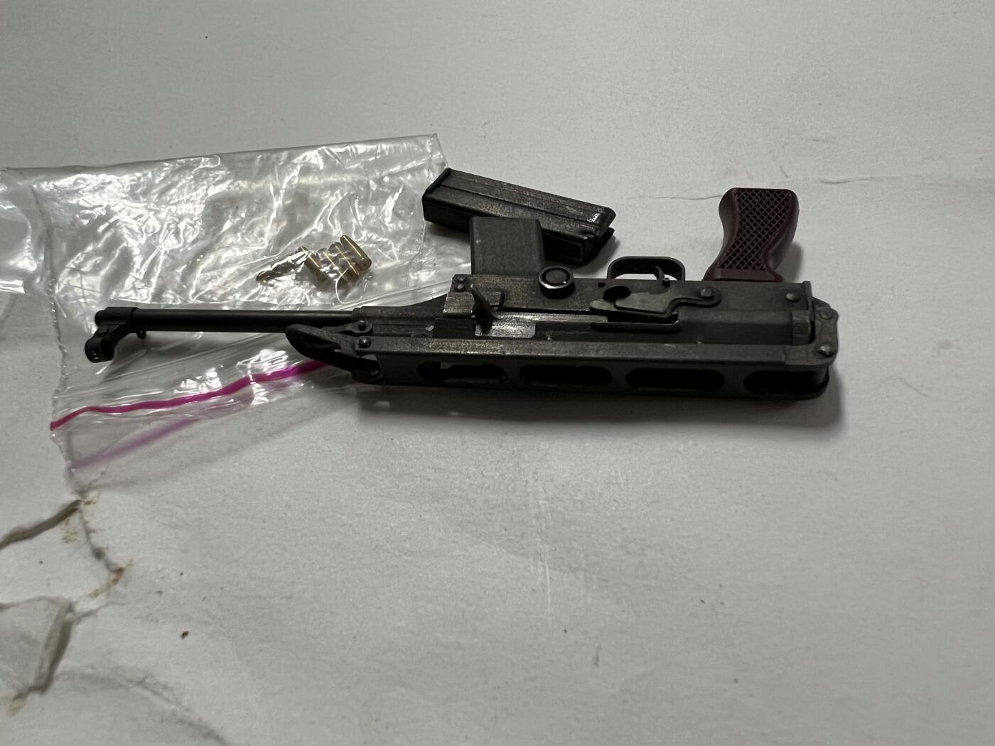 零元拍：H&G 1/6 79式模型，全金属，瑕疵描述：保险功能时有时无，其他都没有问题。