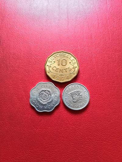 【云涧收藏】第六十三场 - 英属塞舌尔女王版1、5、10分3枚，UNC