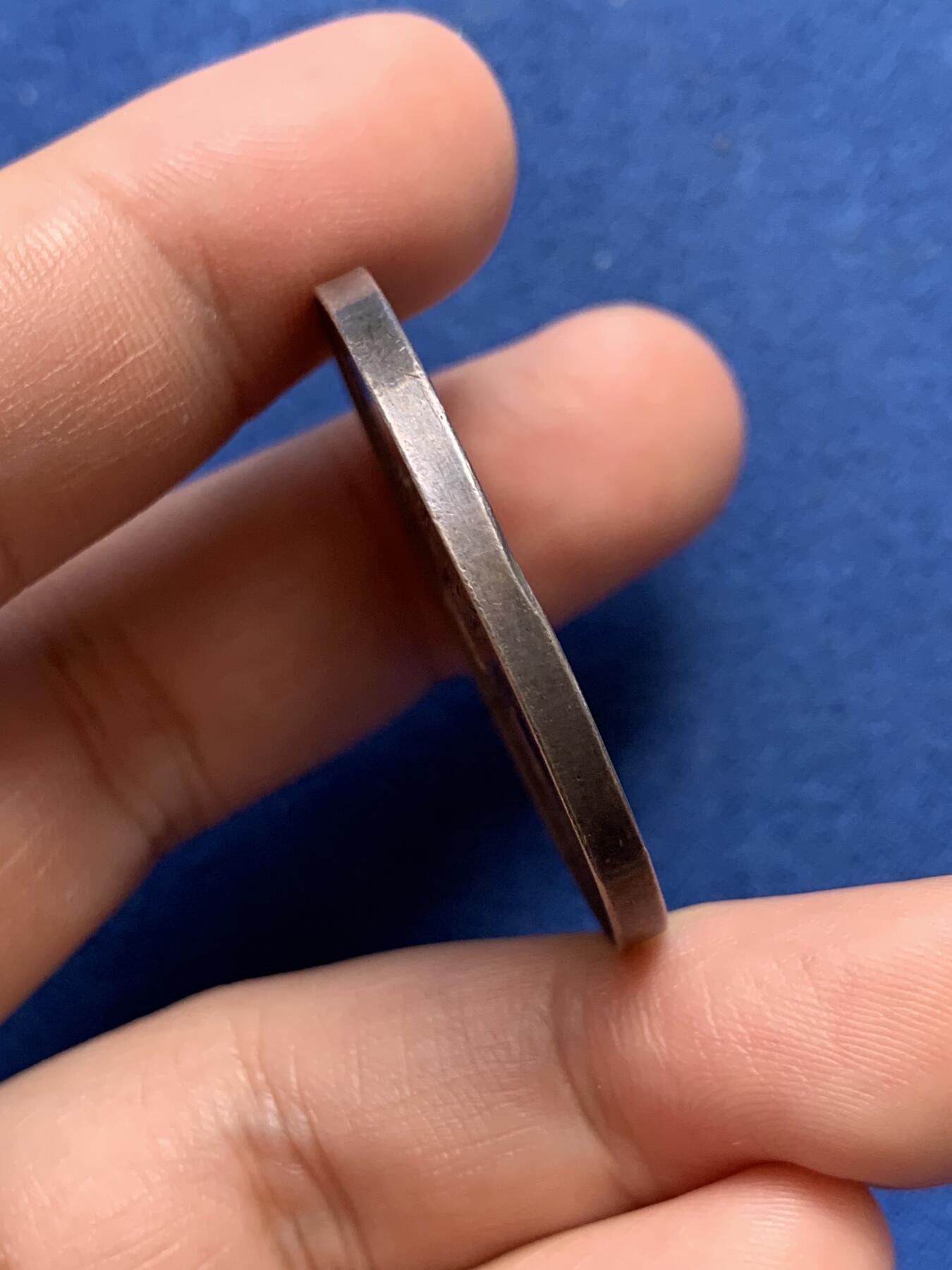 《竞宝斋》第419场 周日，周一，2场连拍 （全场包邮） 瑞士日内瓦射击节女神银章 稀少品种 24克 38mm