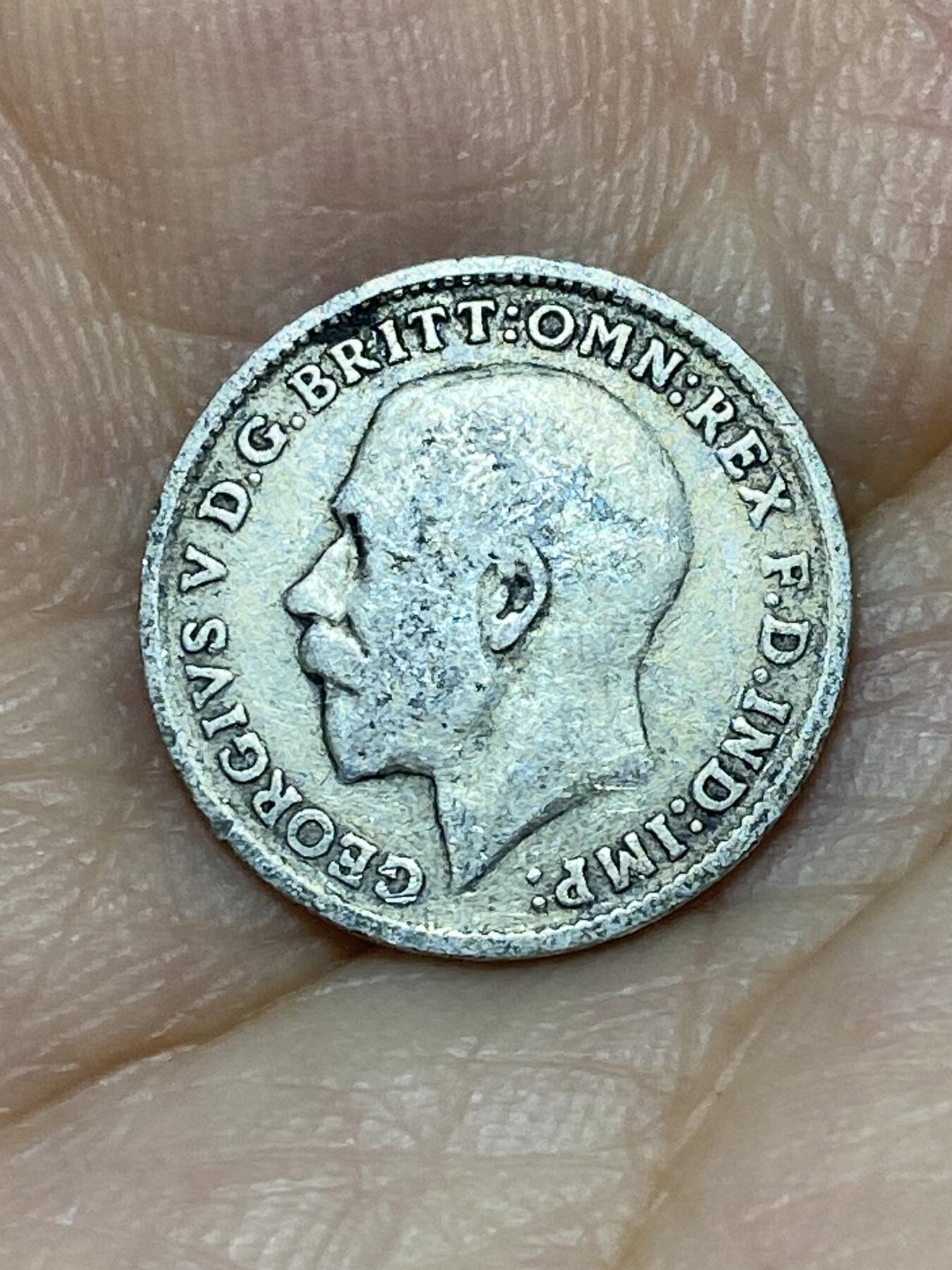2025年第九十二场(总第一百一十八场）外国好品散币(免佣金) 英国🇬🇧1918年3便士银币(乔治五世第一版，925高银)