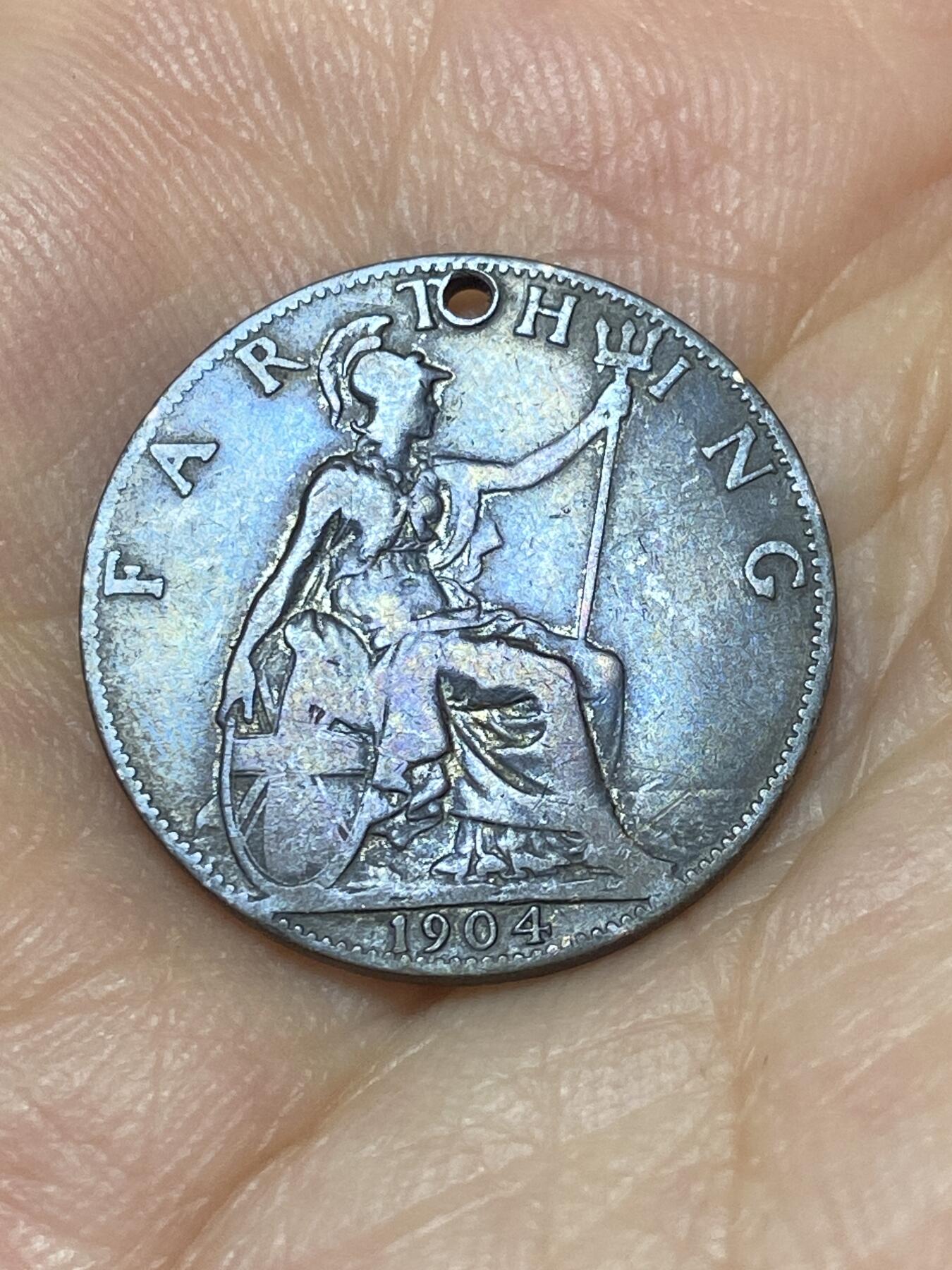 2025年第九十二场(总第一百一十八场）外国好品散币(免佣金) 打孔–英国🇬🇧1904年1法新(爱德华七世时期)