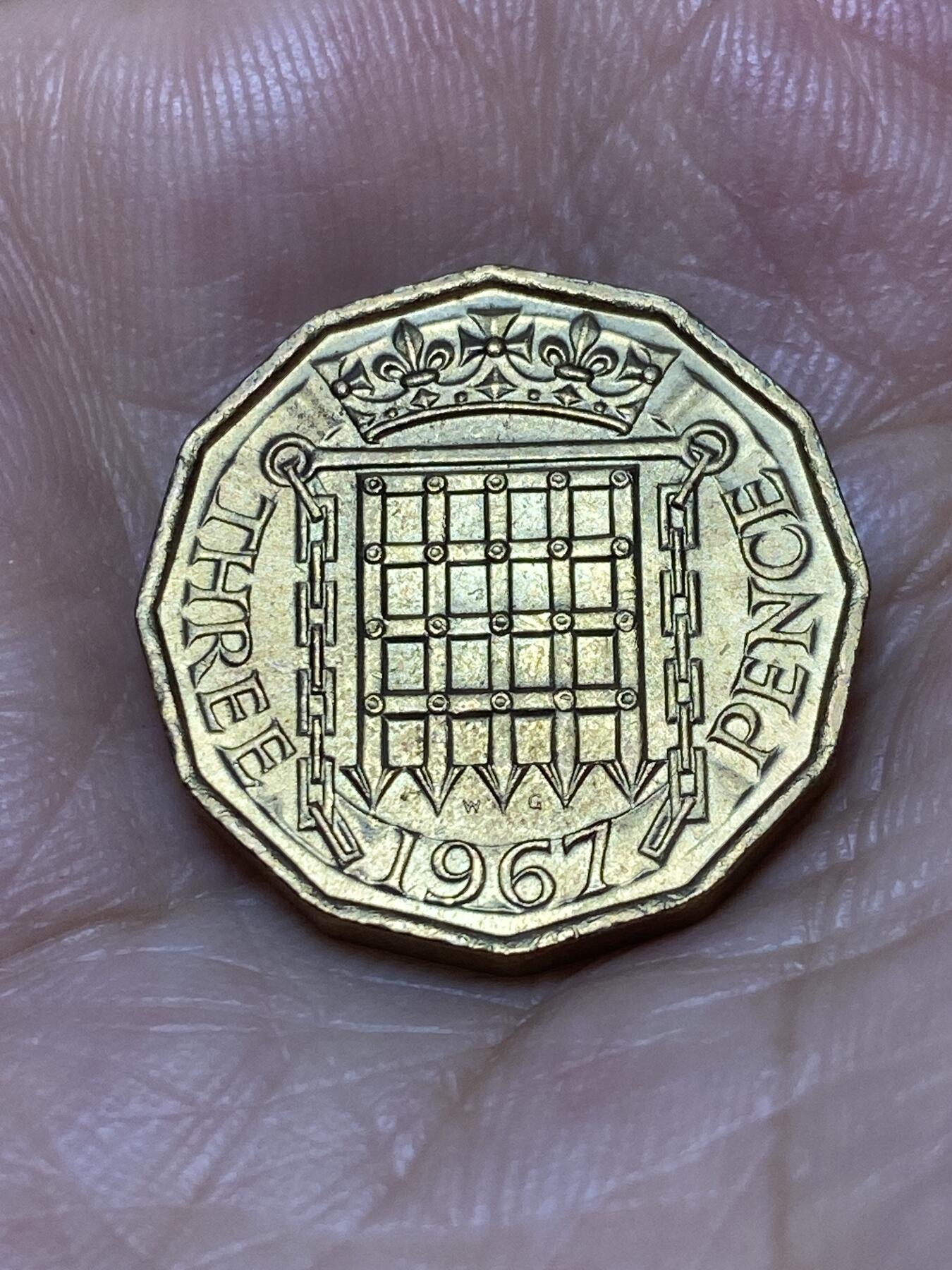 2025年第九十二场(总第一百一十八场）外国好品散币(免佣金) 英国🇬🇧1967年3便士(伊丽莎白二世青年桂冠，第二版普制币关门年)