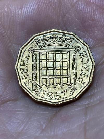 2025年第九十二场(总第一百一十八场）外国好品散币(免佣金) - 英国🇬🇧1967年3便士(伊丽莎白二世青年桂冠，第二版普制币关门年)