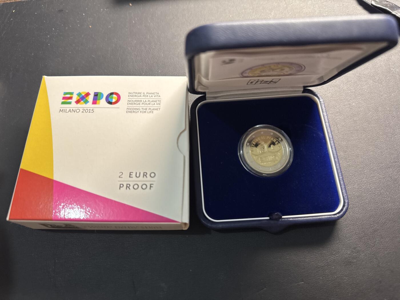❤️【币观天下】❤️ 第324期钱币拍卖- 2025.9.19周五晚上6点半场-长期征集拍品 意大利2015年 米兰世博会 2欧元精制纪念币 盒证全