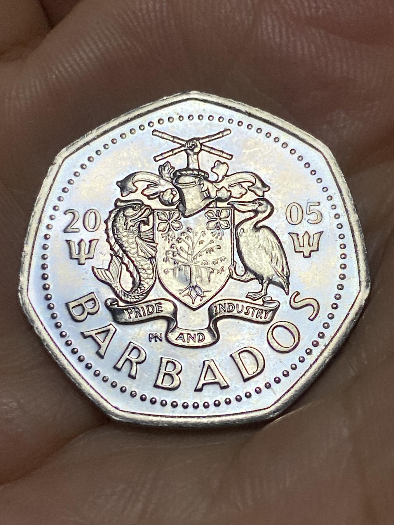 2025年第九十二场(总第一百一十八场）外国好品散币(免佣金) 巴巴多斯🇧🇧2005年1元(第一套第二版，缩小尺寸铜镍材质无磁版)