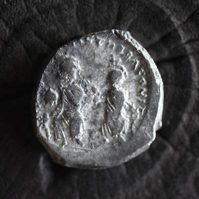 【良泉】第40期【直播场】10月16日晚19.30点开拍！225组（本场结束后外出旅游。之前预存钱币的朋友请告知，将连同本场拍品一起邮寄）  - 公元615-638年【拜占庭帝国】希拉克略与其长子君士坦丁三世银币，6.87克，君士坦丁堡造币厂打制